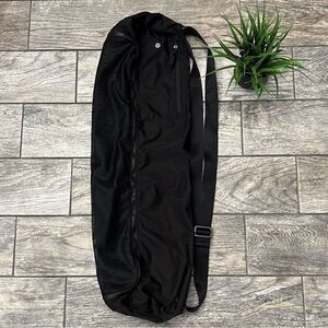 🧘 Lululemon - Black Yoga Mat Bag